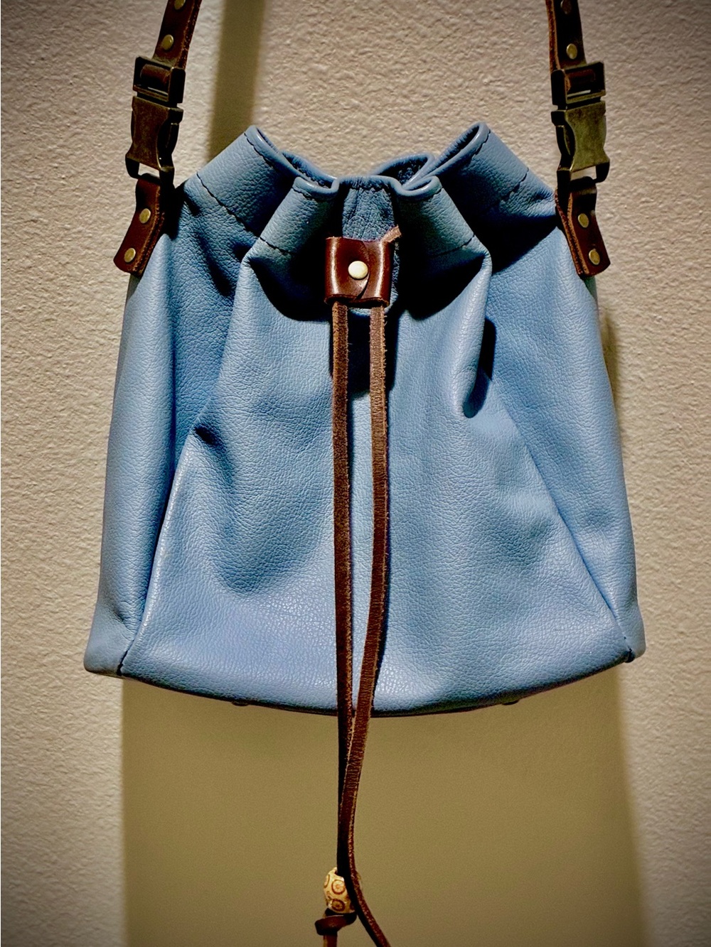 Bientro Leatherworks Classic Blue Drawstring Bucket Shoulder Bag